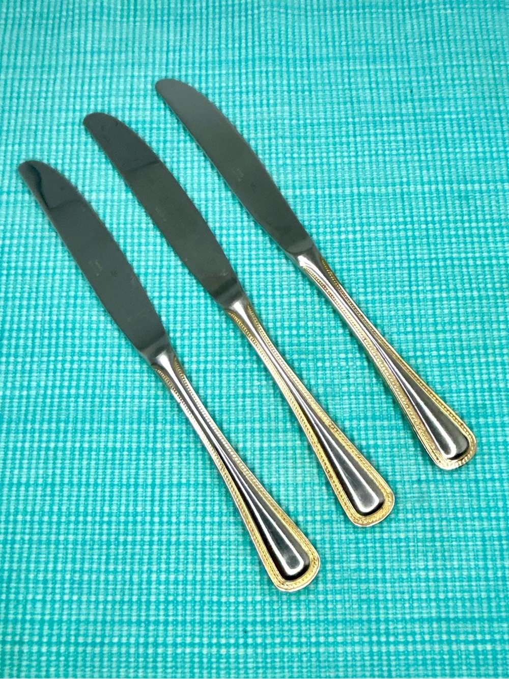 Wallace Gold Royal Bead Flatware 3 Dinner Knives Replacement